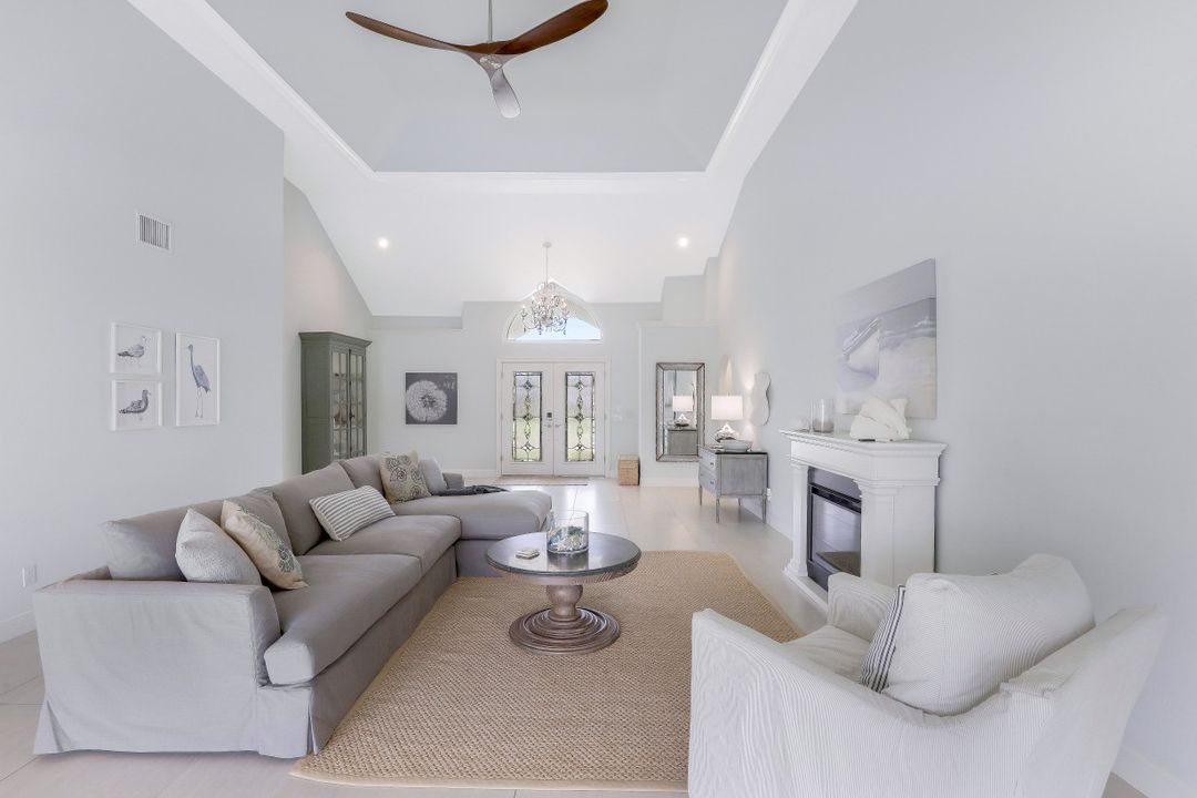 1558 Jamaica Ct, Marco Island, FL 34145