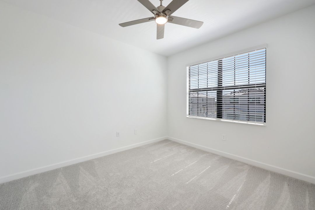 14246 Pine Lodge Ln, Fort Myers, FL 33913