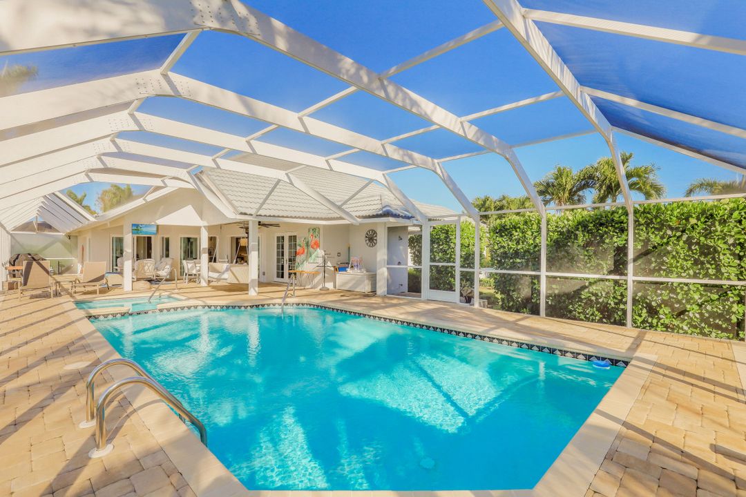 491 Price Ct, Marco Island, FL 34145