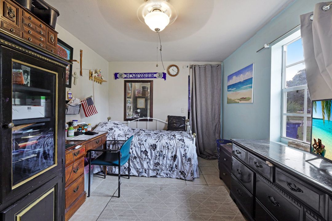 27556 Nevada St, Bonita Springs, FL 34135