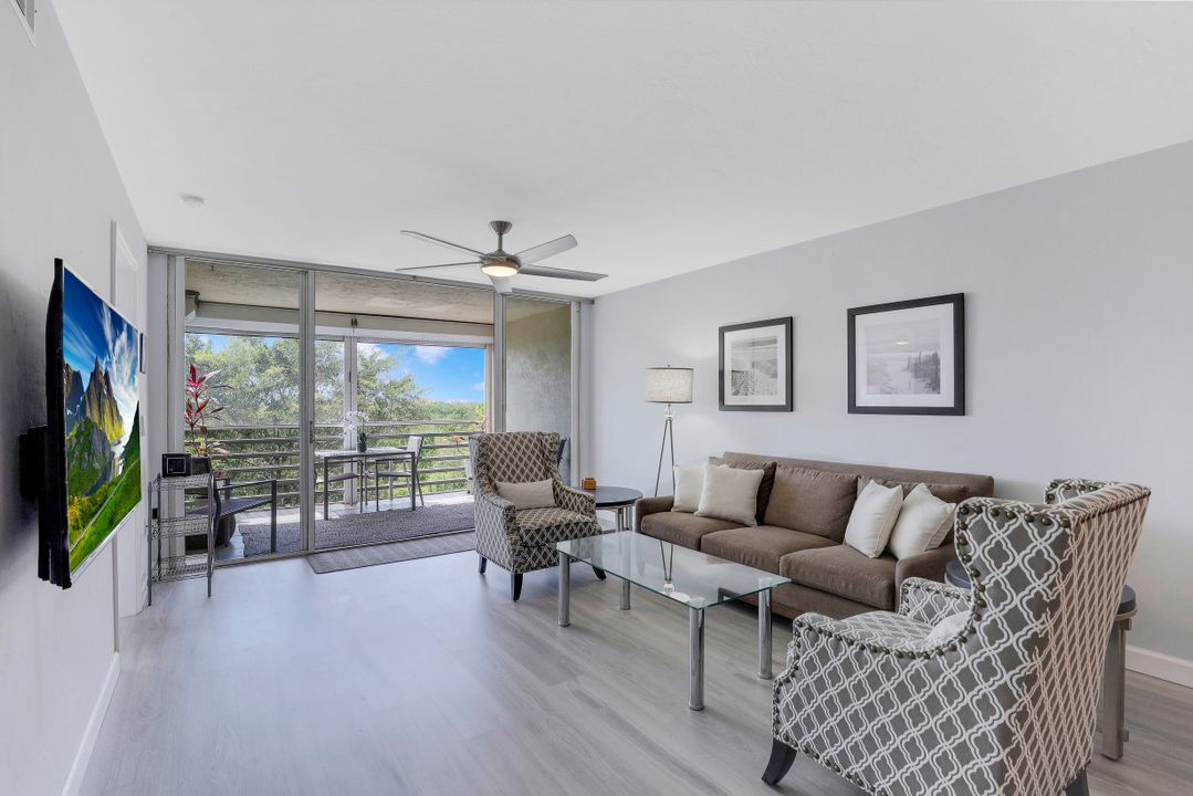 15171 Cedarwood Ln #3502, Naples, FL 34110