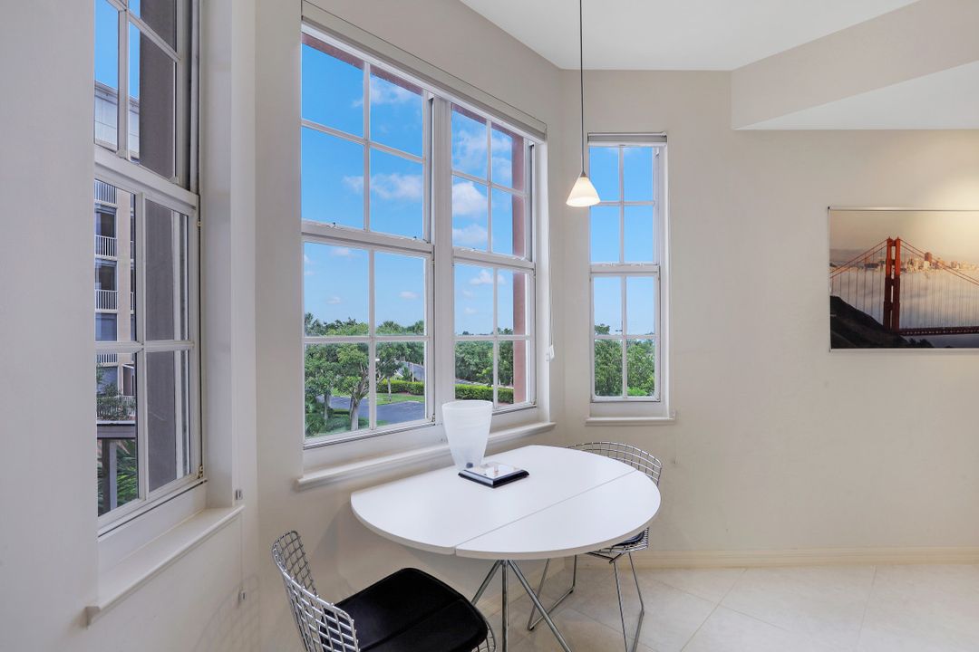 269 Vintage Bay Dr #212, Marco Island, FL 34145