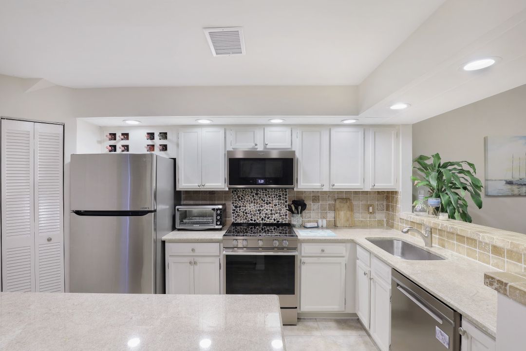 3900 Leeward Passage Ct, Bonita Springs, FL 34134