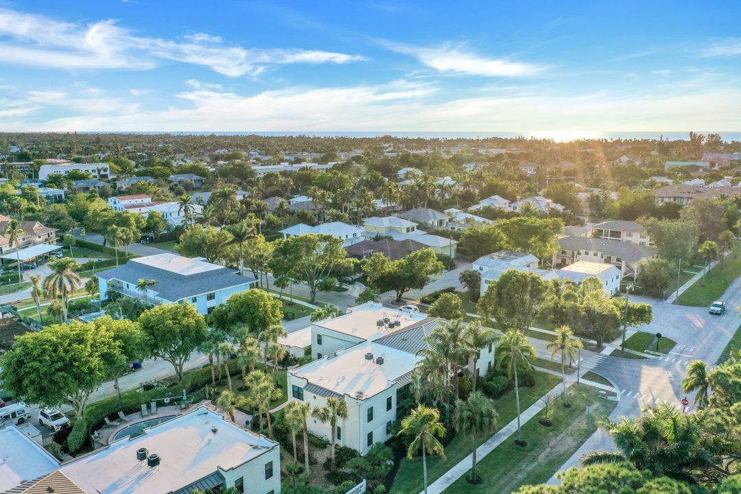 812 10th Ave S #812, Naples, FL 34102