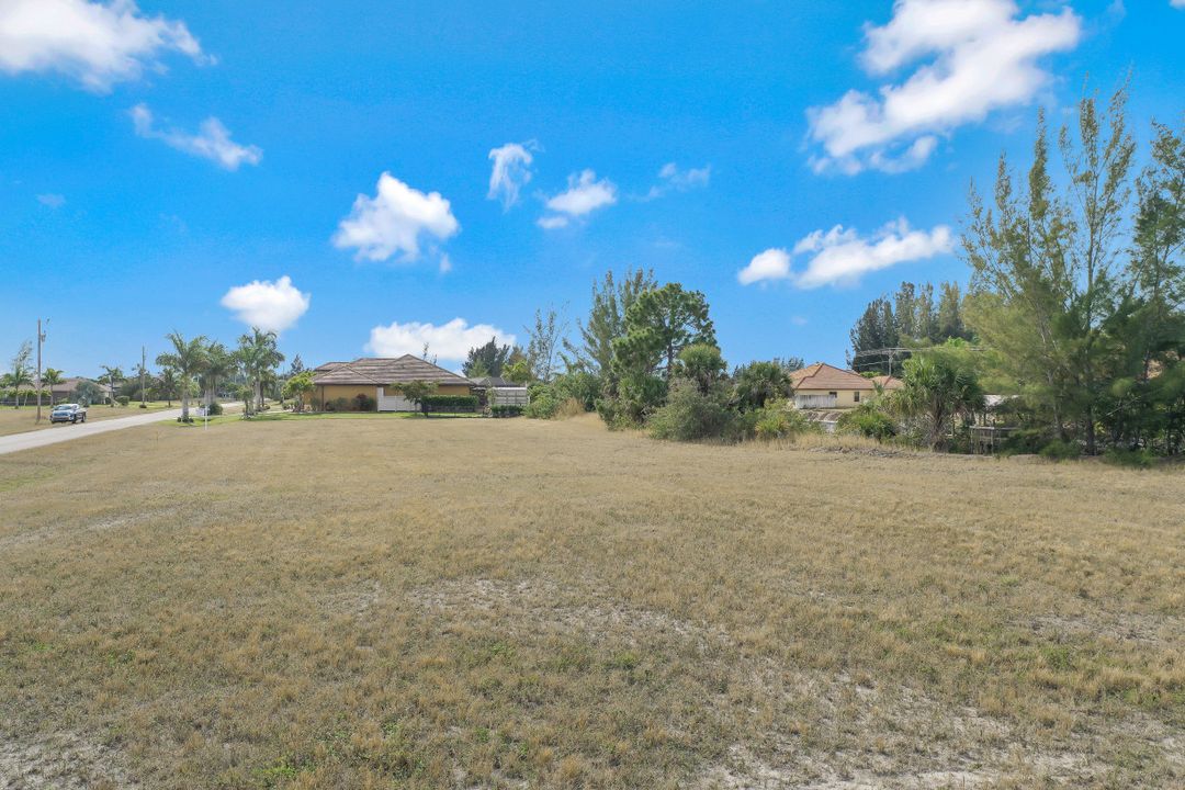 2374 NW 39th Ave, Cape Coral, FL 33993