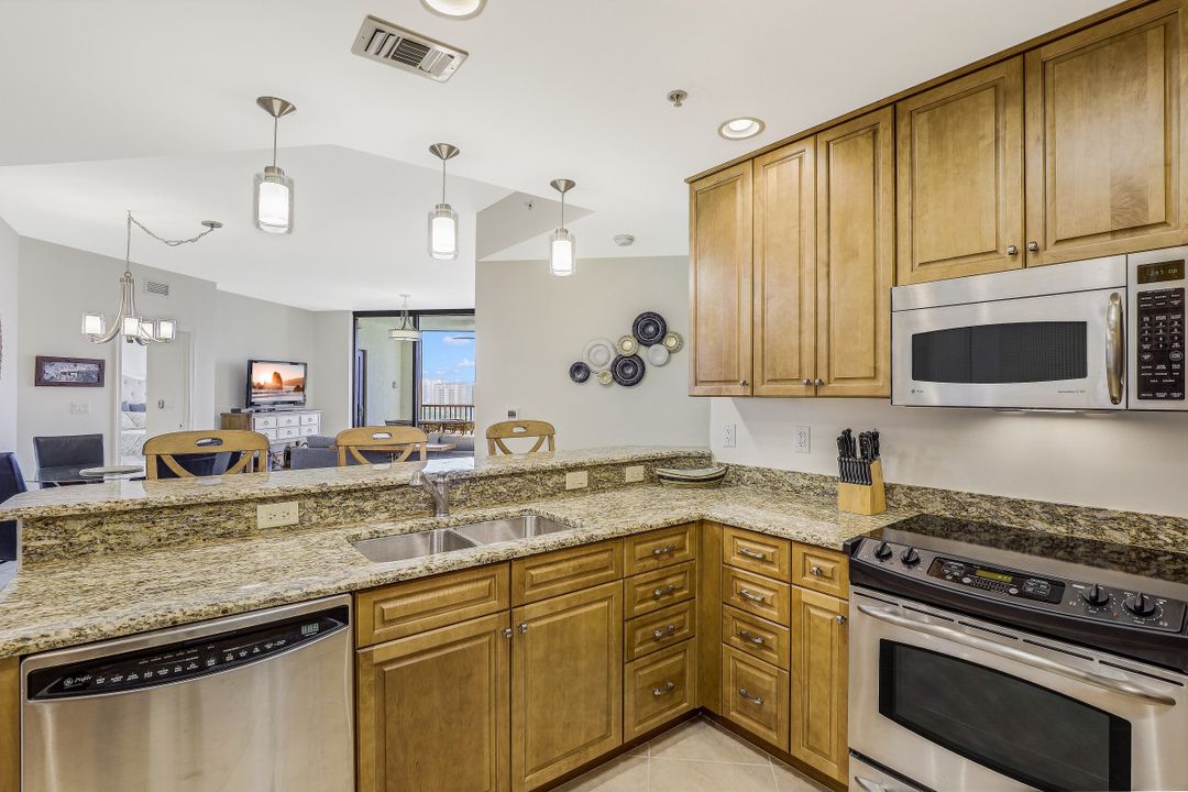 5793 Cape Harbour Dr #1302, Cape Coral, FL 33914