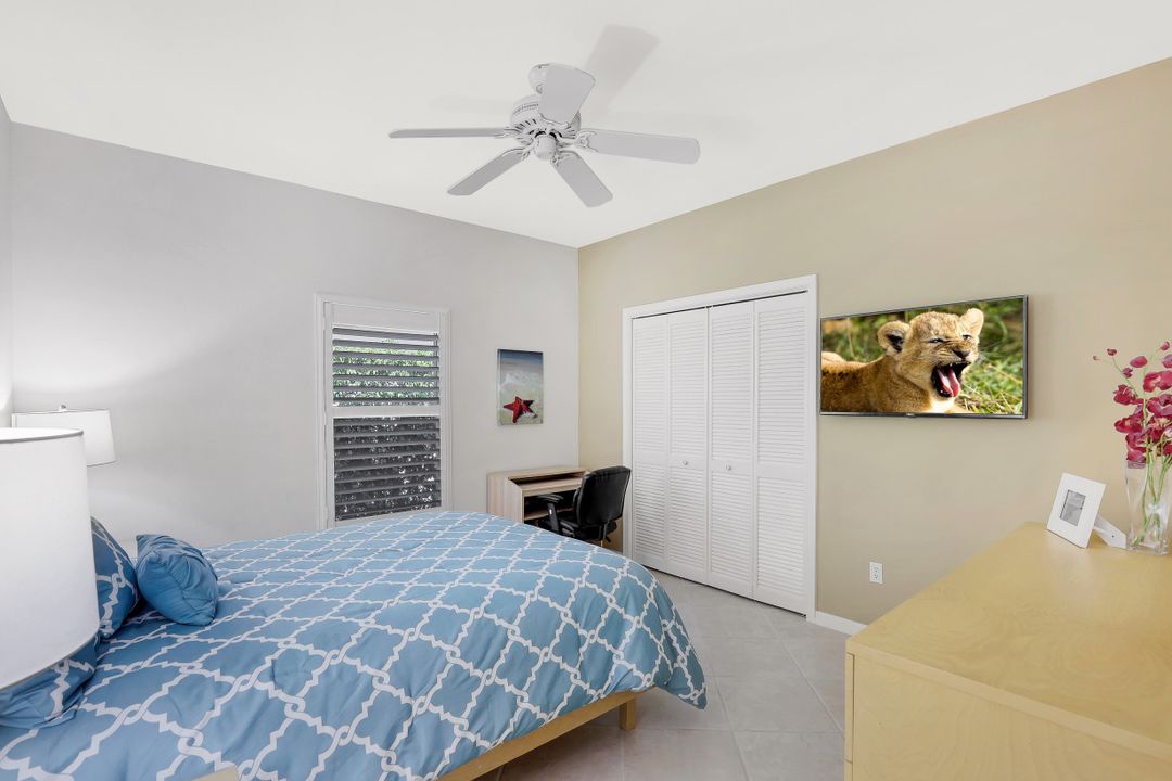 427 Swiss Ct, Marco Island, FL 34145