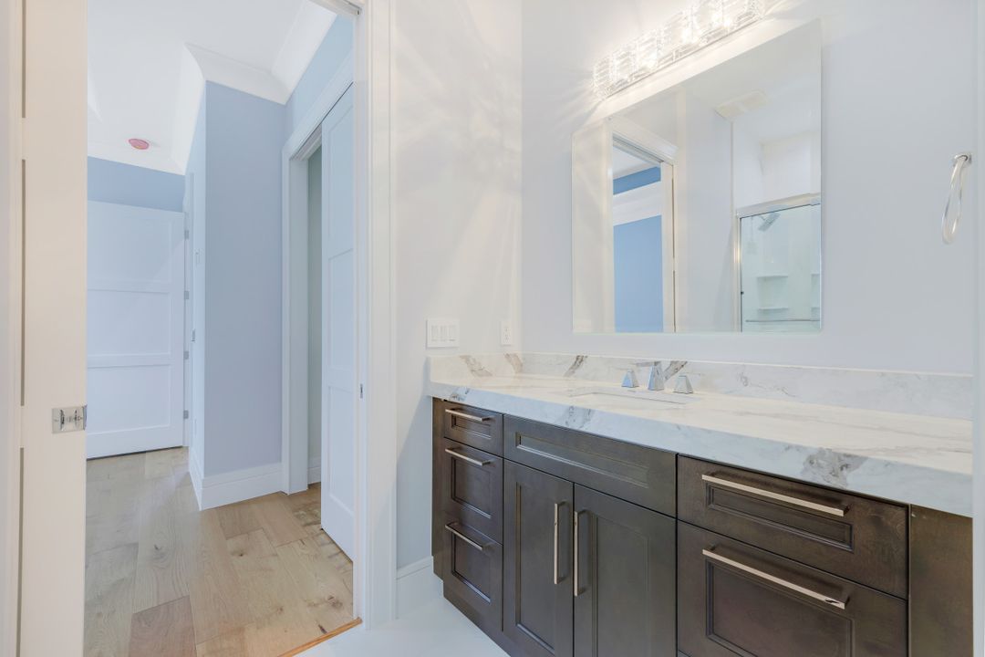 5311 Mayfair Ct, Cape Coral, FL 33904