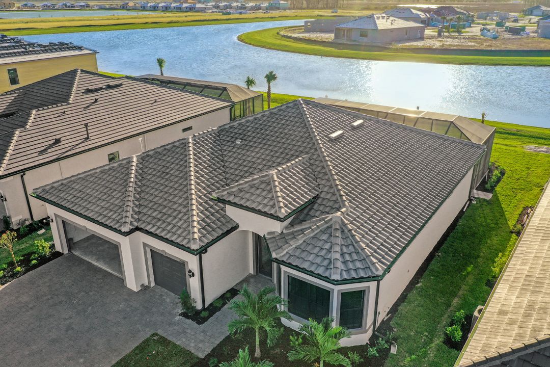 20048 Hartford Blvd, Estero, FL 33928