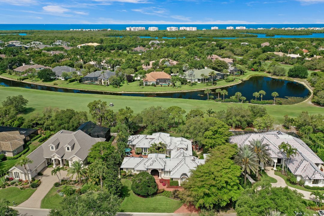 185 Cheshire Way, Naples, FL 34110