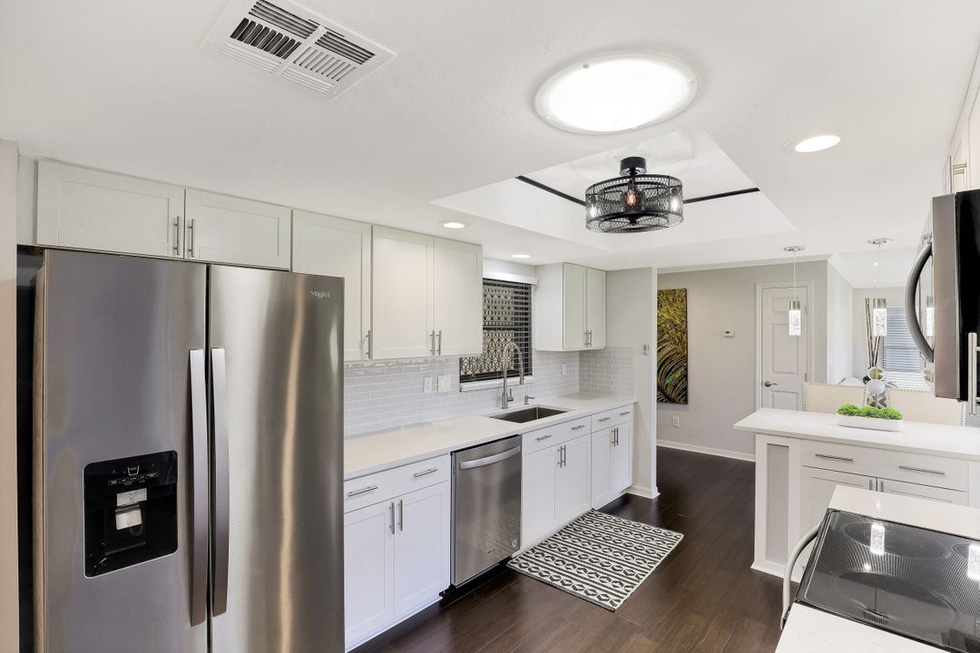 307 Reynolds Ct, Naples, FL 34112