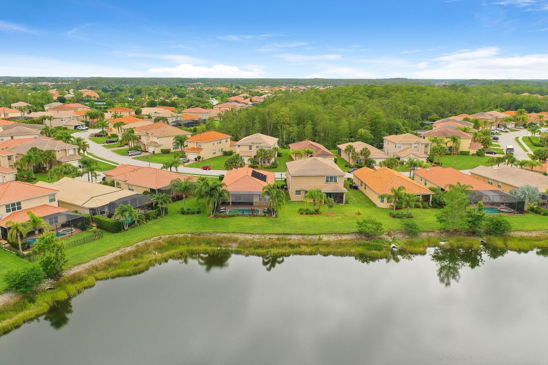 10119 Mimosa Silk Dr, Fort Myers, FL 33913