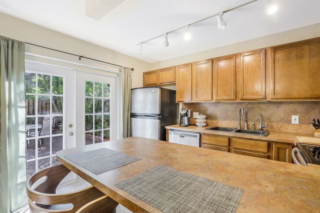 5620 Malt Dr #2, Fort Myers, FL 33907