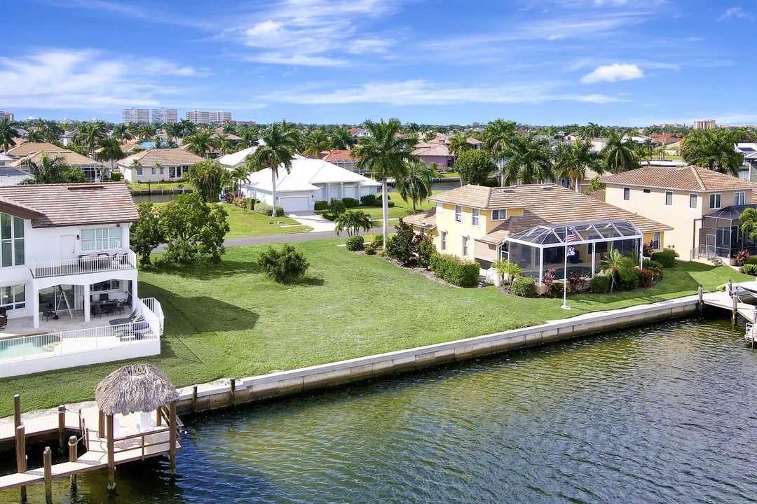 129 S Seas Ct, Marco Island, FL 34145