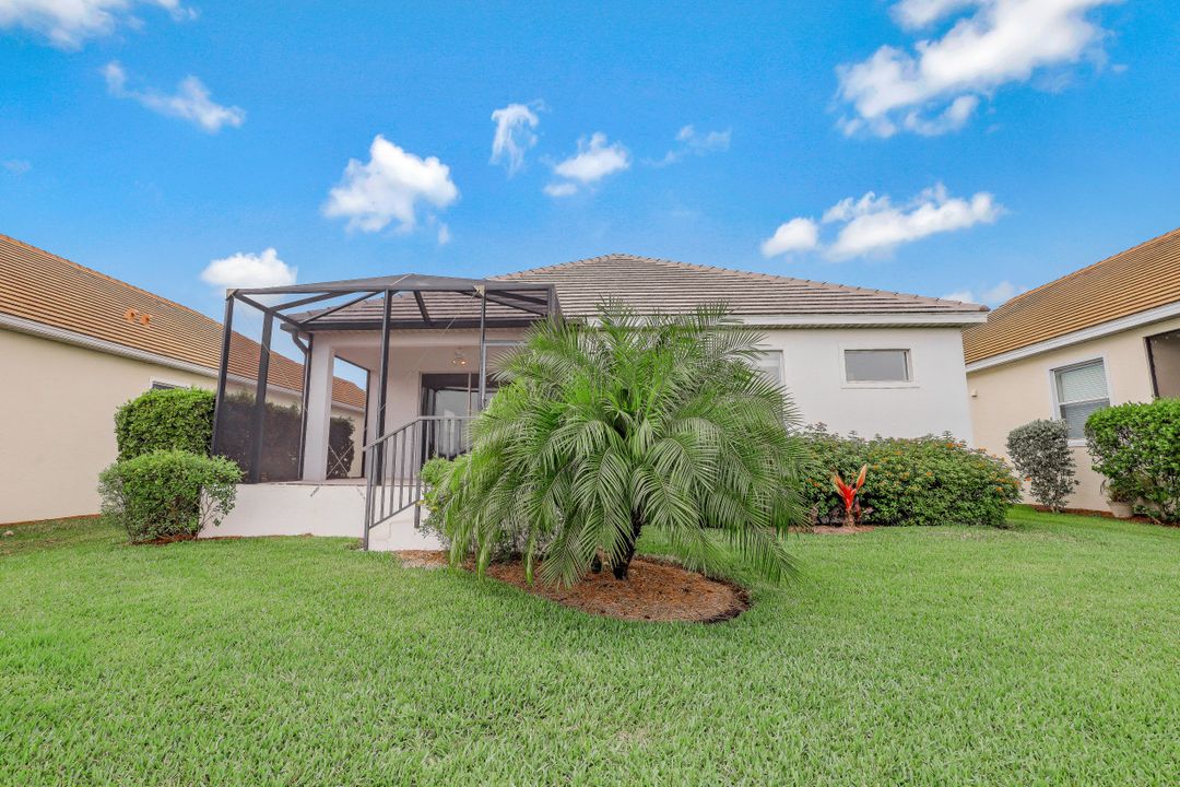 17817 Spanish Harbour Ct, Fort Myers, FL 33908