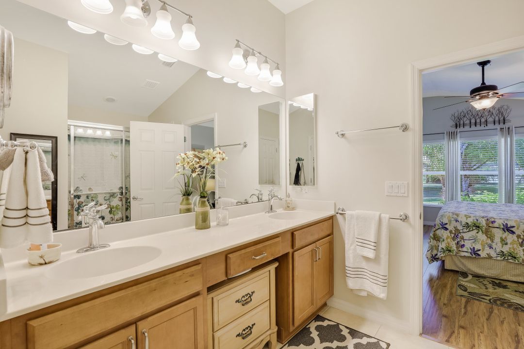 2604 Astwood Ct, Cape Coral, FL 33991