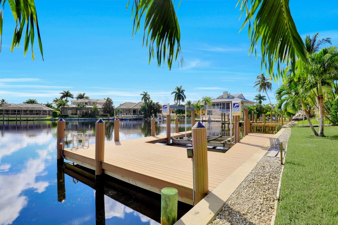 159 N Barfield Dr, Marco Island, FL 34145