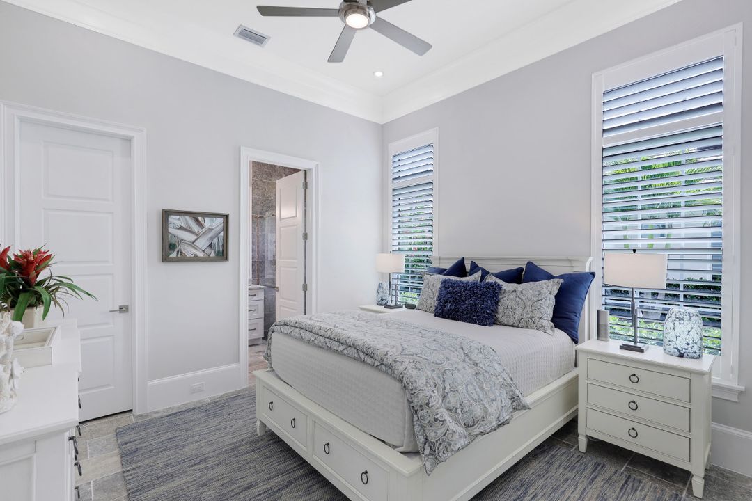 3243 Tavolara Ln, Naples, FL 34114