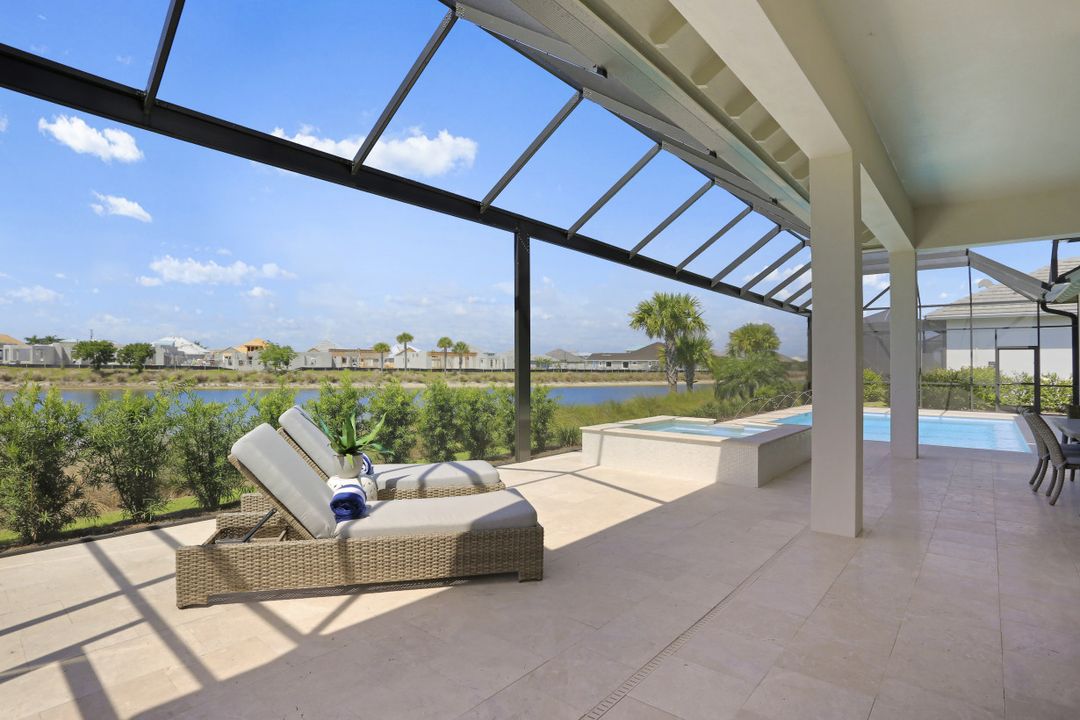 6035 Plana Cays Dr, Naples, FL 34113