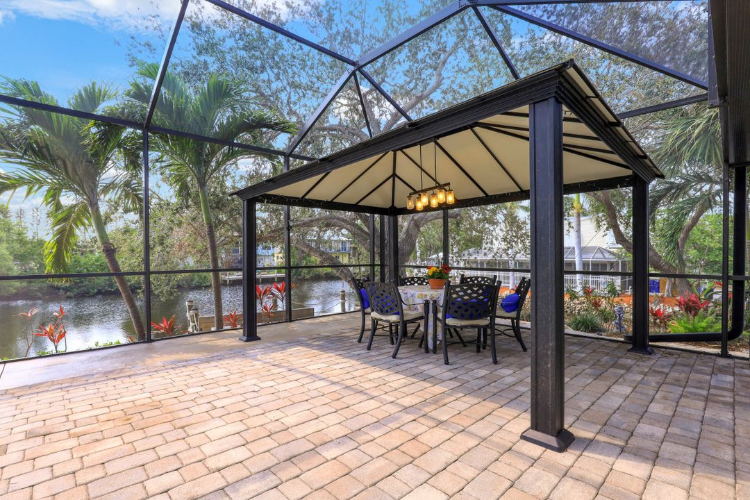 3831 Riviera Cir, Bonita Springs, FL 34134