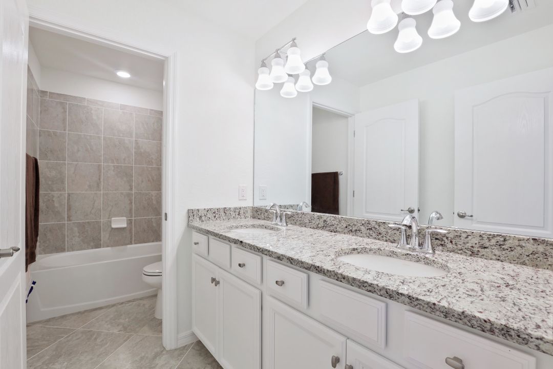 11937 Silver Cobblestone Way, Fort Myers, FL 33913