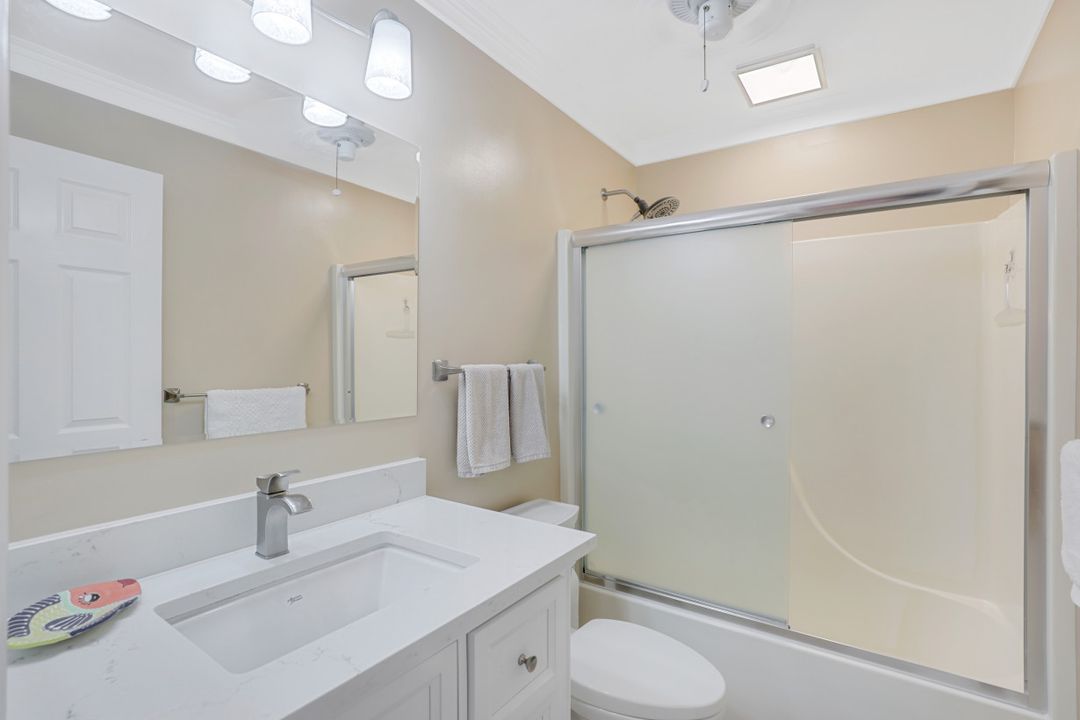 517 Mardel Dr #208, Naples, FL 34104