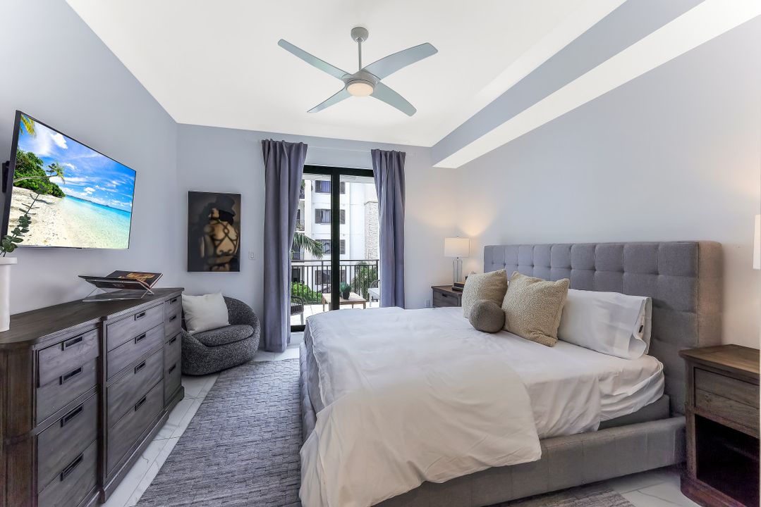 1135 3rd Ave S #303, Naples, FL 34102