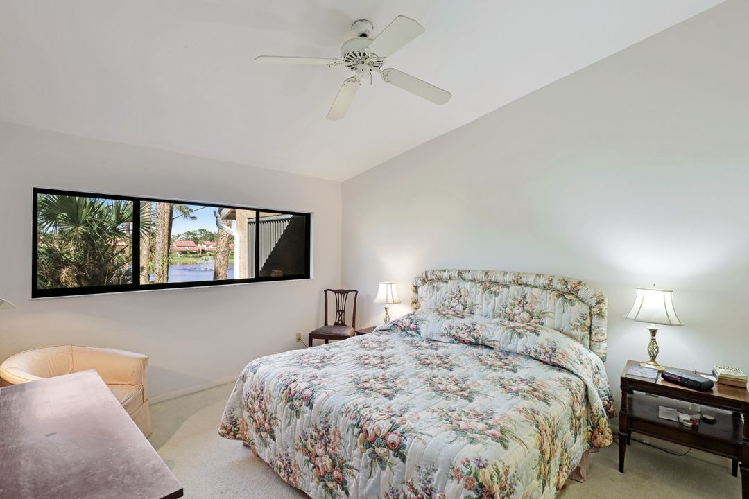 325 Bay Forest Dr #201, Naples, FL 34110