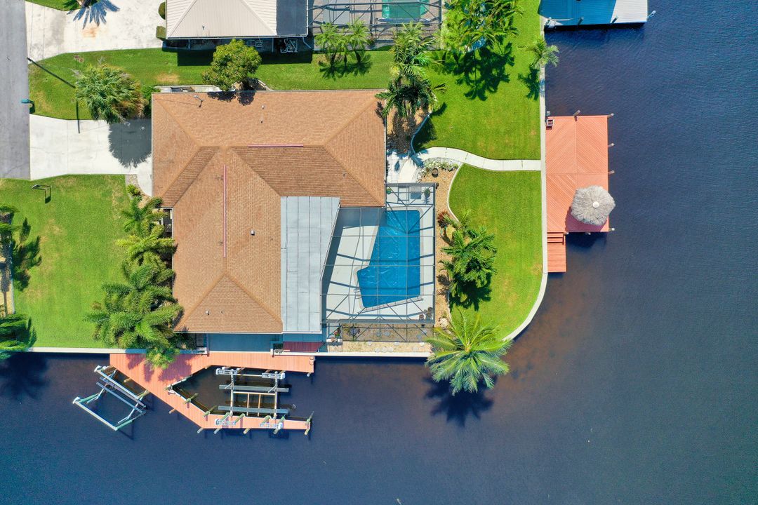 1902 SE 32nd St, Cape Coral, FL 33904