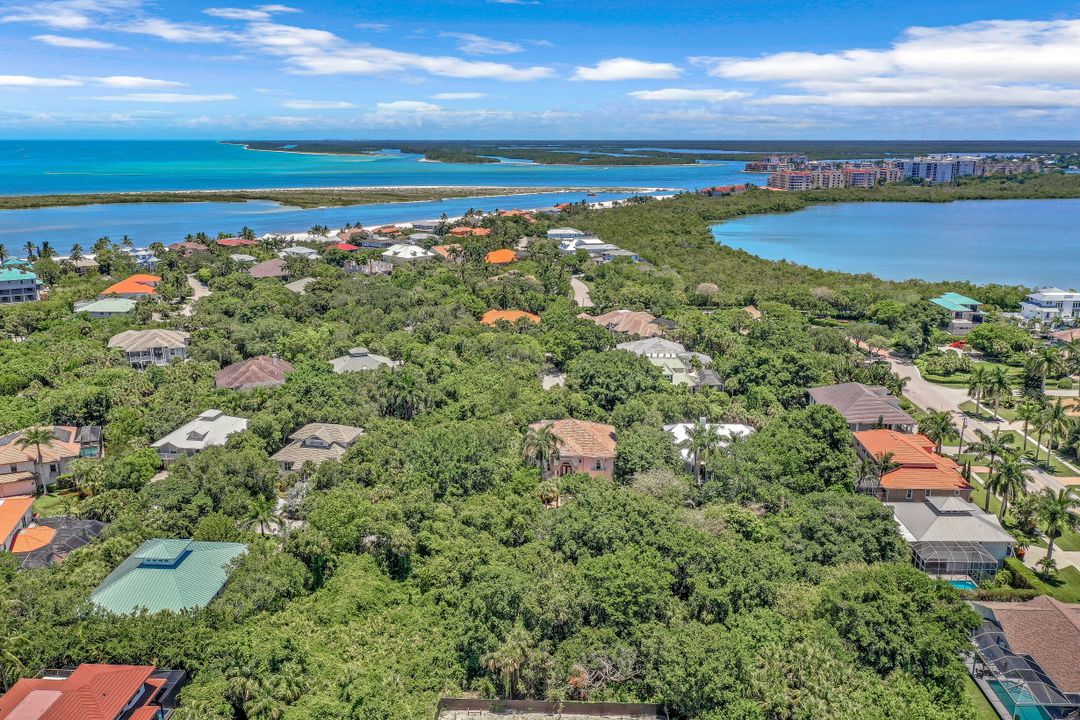 381 Gumbo Limbo Ln, Marco Island, FL 34145