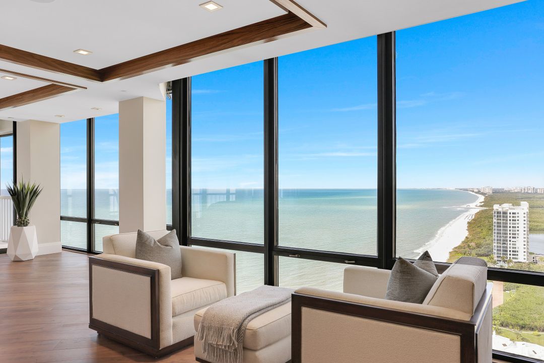 4951 Gulf Shore Blvd N #PH-402, Naples, FL 34103