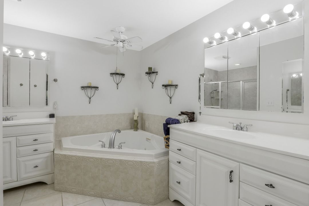 114 SE 7th St, Cape Coral, FL 33990