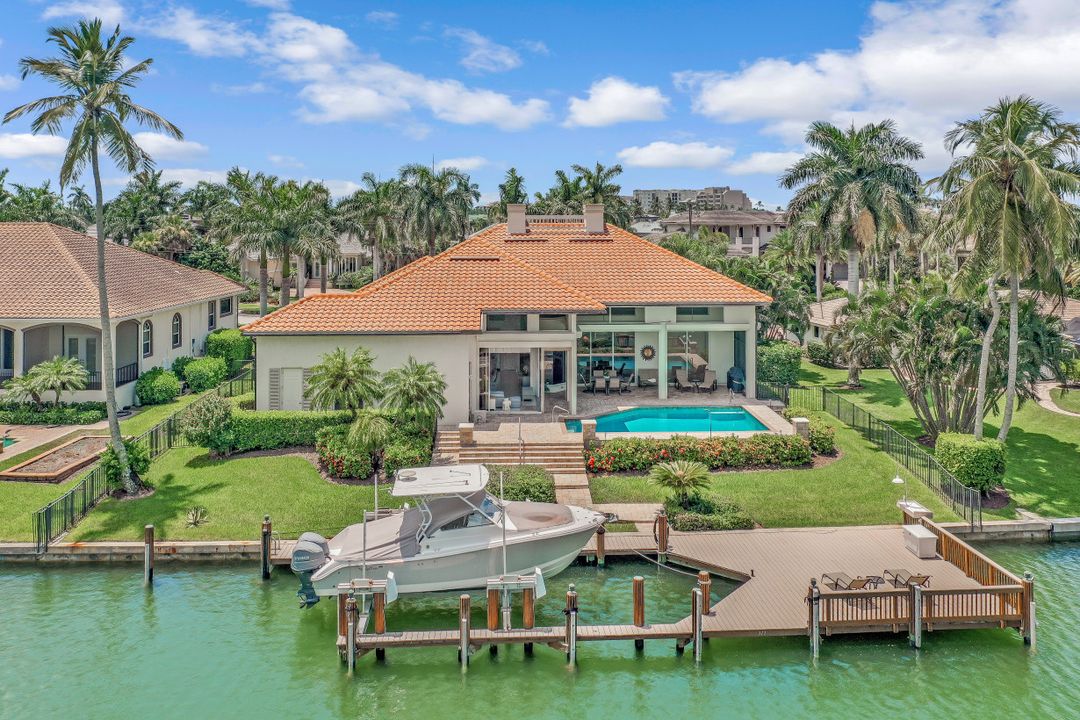 317 Mooring Line Dr, Naples, FL 34102