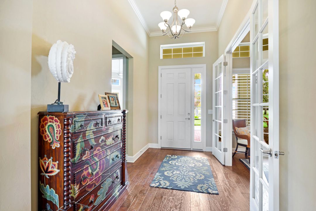 9364 Marble Stone Dr, Naples, FL 34120