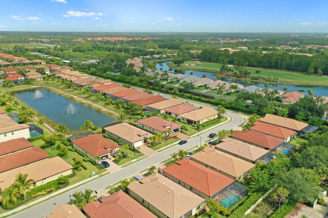 14482 Tuscany Pointe Trail, Naples, FL 34120