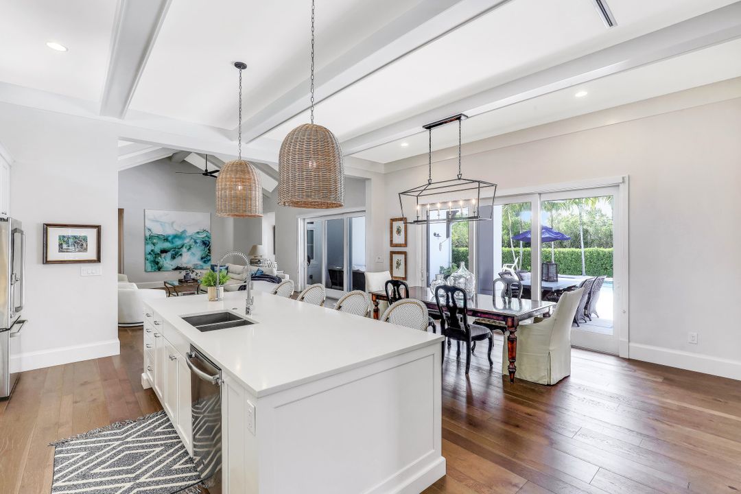 6730 Daniels Rd, Naples, FL 34109