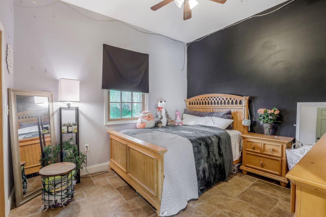 3074 Woodstock Ave, Naples, FL 34120