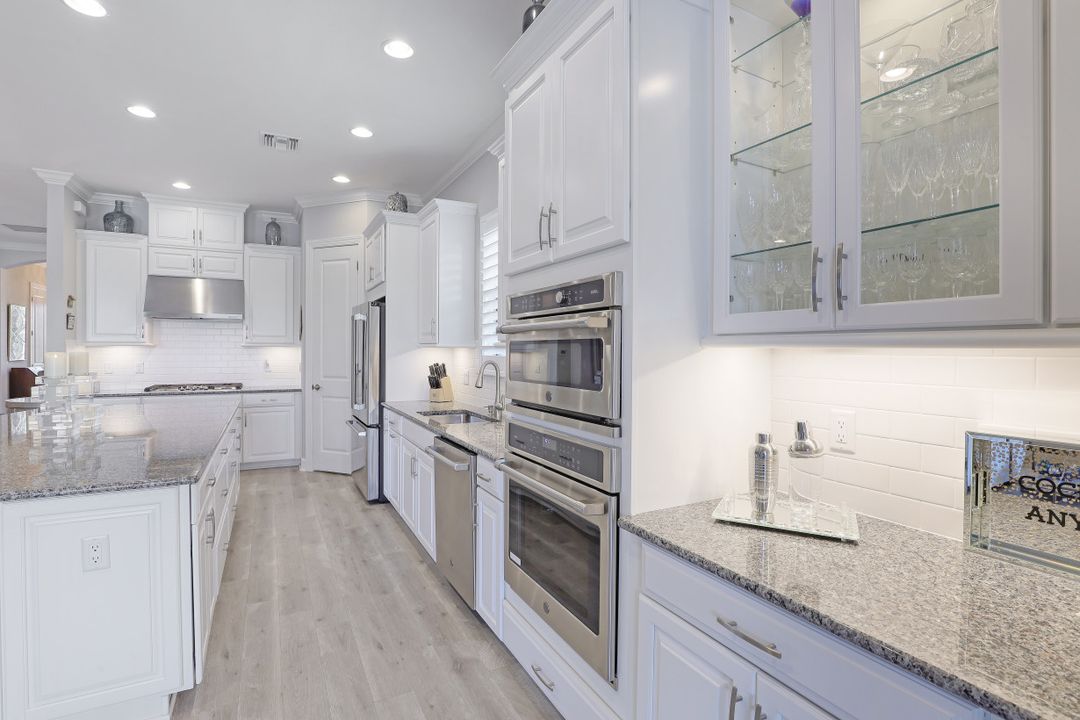 9391 Montelanico Loop, Naples, FL 34119