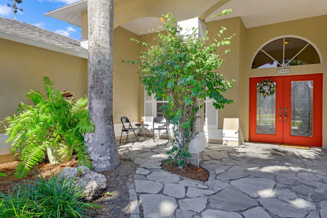7903 Eagles Flight Ln, Fort Myers, FL 33912