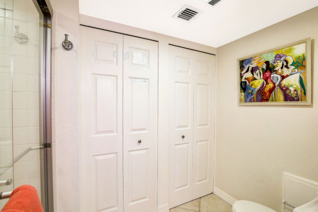 746 Broad Ave S, Naples, FL 34102