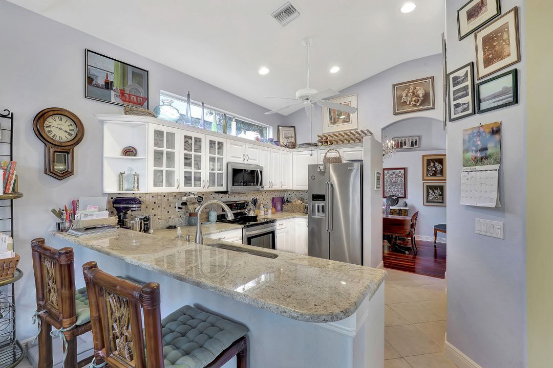 8054 Tauren Ct, Naples, FL 34119