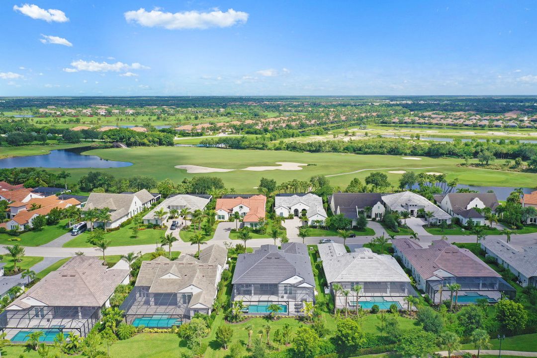 3228 Tavolara Ln, Naples, FL 34114