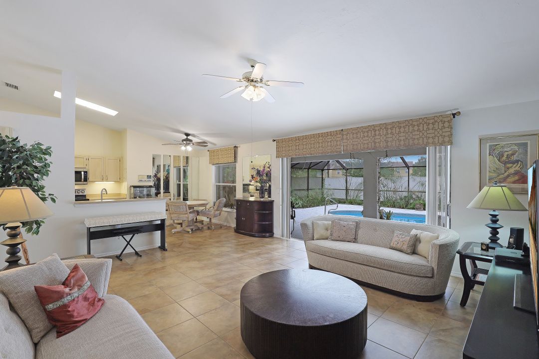 115 Plantation Cir, Naples, FL 34104