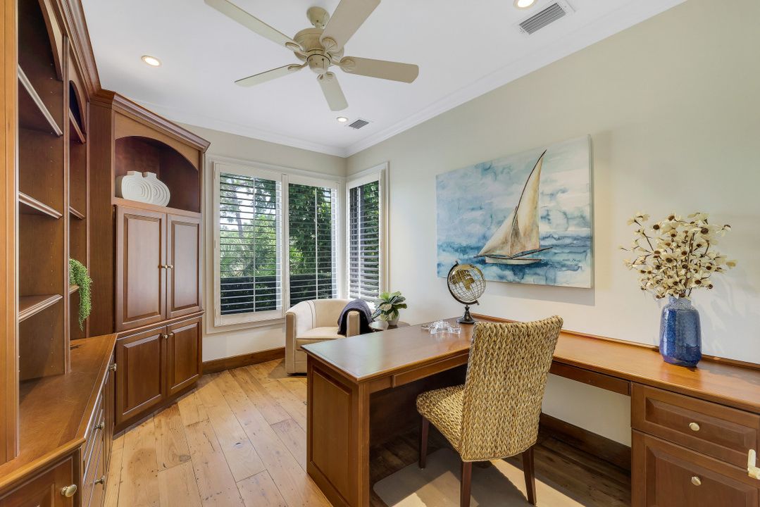 1484 Gormican Ln, Naples, FL 34110