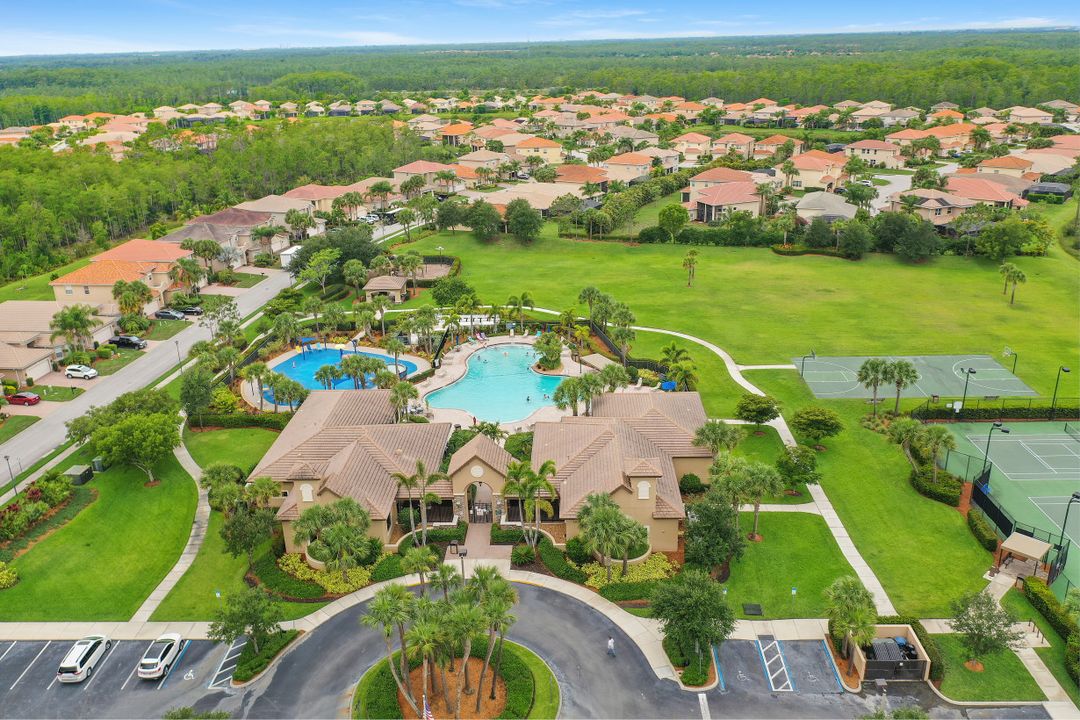 10119 Mimosa Silk Dr, Fort Myers, FL 33913