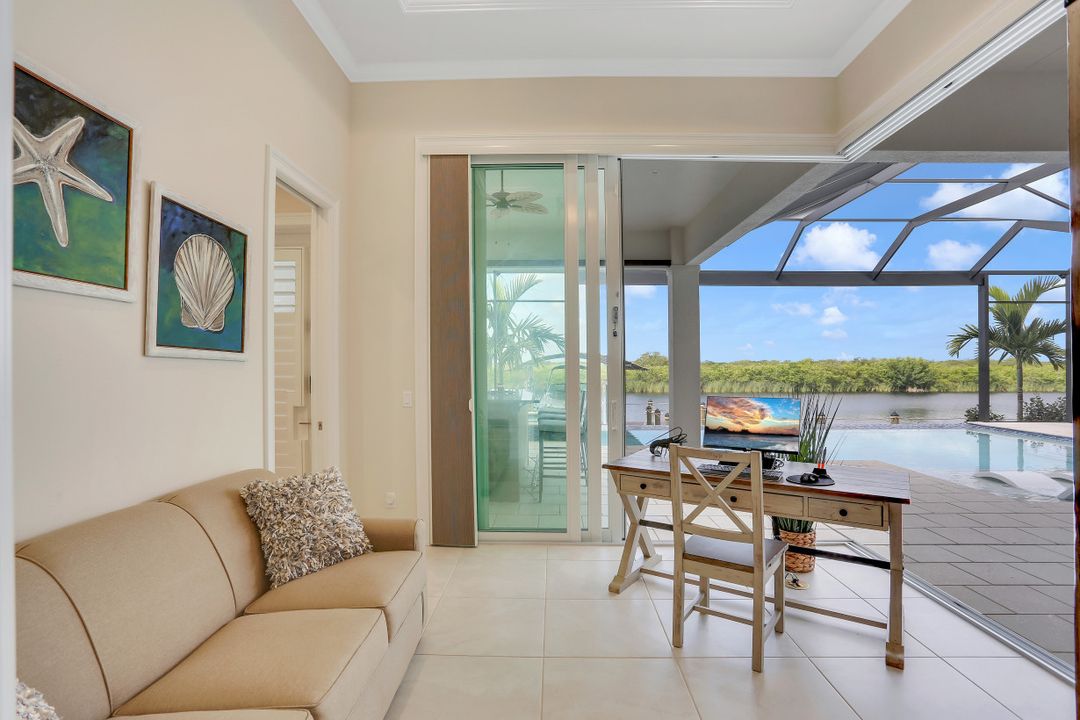 3236 Surfside Blvd, Cape Coral, FL 33914