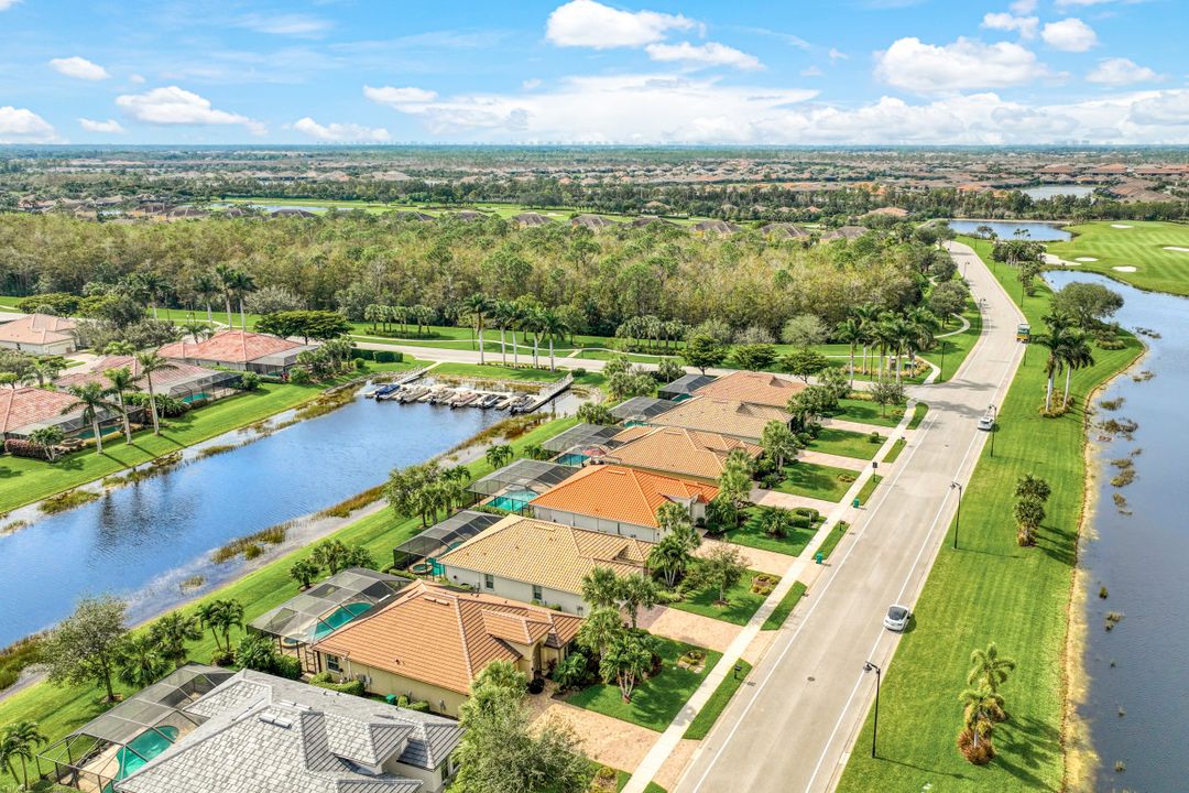 9455 Quarry Dr, Naples, FL 34120