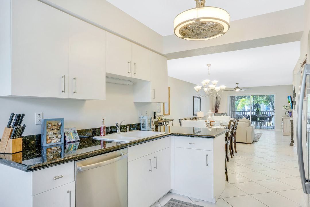 480 Bermuda Cove Way #205, Naples, FL 34110