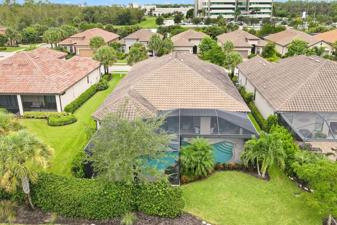 8450 Palacio Terrace W, Naples, FL 34114