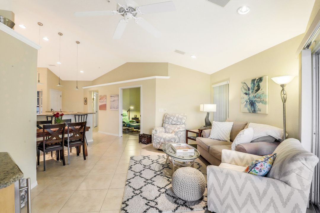 1101 Sweetwater Ln #1201, Naples, FL 34110